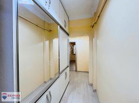 Remax Centralden Çarşı İçinde Satılık 2+1
