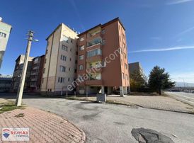 Remax Central 'dan Millet Bahçesi Karşısı 2+1 Eşyalı Kiralık