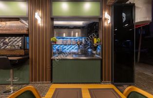 Cadde Üzeri Köşe Parsel Közel Dizayn Devren Kiralık Restorant