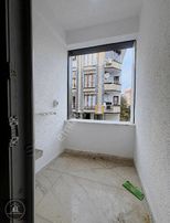 Sefaköy Ara Kat 2+1 Satılık Ferah Daire Merkezi Konumlu Fırsat!!