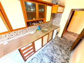 𝄞melodi'den Akçay Merkez'de Denize 250mt Ayrı Mutfaklı Ön Cephe Çift Wcli Daire