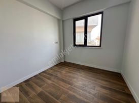 Self'den Şemiklerde Fırsat Fiyata Satılık 3+1 Cam Balkonlu Daire