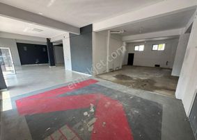 Erenler'de Cadde Üzeri 425 M2 Kiralık Dükkan