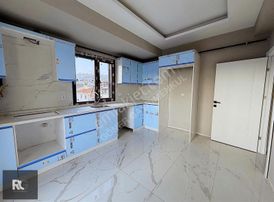 Maltepede Okullar Bölgesinde Satılık 3+1 Dubleks Lüks Daire