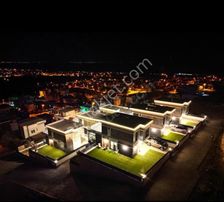 Full Deniz Manzaralı Ultra Lüks 3+1 Emsalsiz Tripleks Malikane