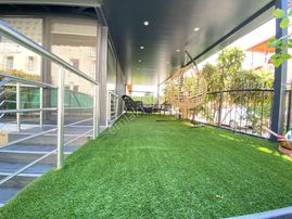 Seferihisar Ürkmez De Denize Tarafında Bahçeli Satılık 5+1 Villa