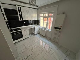 Sincan Atatürk Mah 3+1 Full + Full Yapılı Bağımsız Ara Kat Daire