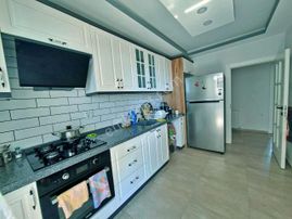 Uytundan Kadıköyde Doğalgazlı Çift Cephe Ferah 3+1 Satılık Daire