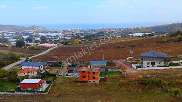 Yalova Termal Akköy'de Satılık 3 Katlı Deniz Manzaralı Tripleks