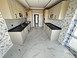 Sincan Saraycık Mah 4+1 Ara Kat E.banyolu Giyinme O. Sıfır Daire