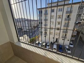 Uzaydan Yeditepede Satılık Fırsat Daire