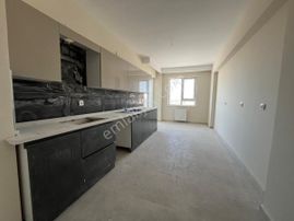 Sincan Saraycık Mh 4+1 Asansörlü E.banyolu Ara Katta Sıfır Daire