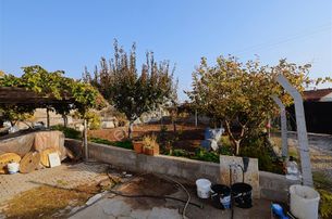 Talha Tozduman'dan Bayat'ta 2.432 M2 Arsa İçinde 3+1 Ev+çardak