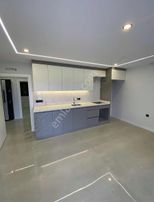 Sarılar Mahallesi'nde 2 + 1 Ara Kat Asansörlü Havuzlu Satılıktır