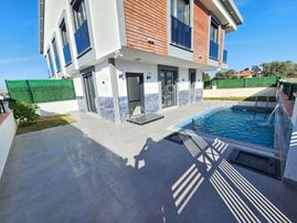 Didim Hisar’da Havuzlu, İskanlı, Sıfır 4+1 Müstakil Girişli Satılık Villa