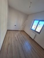 Adana Sarıçam Buruk Tokilerinde Okula Yola Yakın 2+1 Fırsat Kiralık Daire