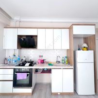 ❇️🟣altınkum'da Kapalı Otoparklı Arakat Eşyalı Geniş Balkonlu 1+1 Daire