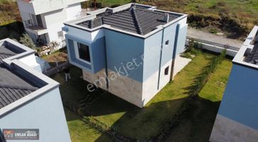 Güzelçamlı'da 3+1 Tek Müstakil Özel Havuzlu Denize 50 Metre