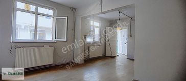 Samrise Gayrimenkul'den Merkeze Yakın Kiralık 1+1