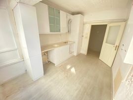 Sincan Hürriyet Caddesinde Ara Kat 3+1 Daire