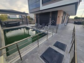 Altınkum Plaja 1km Mesafede Satılık Müstakil 5+1 Ayrı Mutfaklı Sıfır Özel Tasarım Eşyalı Villa