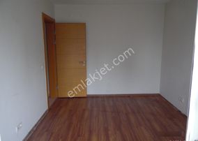 Bakırköy Saray Emlaktan Esenyurt Kiptaş 5 Etapda Kiralık 2+1 95 M2 27.000 Tl