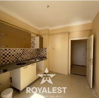 Royalest'ten İskanlı Merkezi Lokasyonda Site İçi 2+1