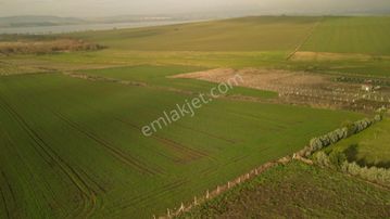 Büyükçekmece'de 200 M² Villa Sitelerine Komşu Satılık Arsa