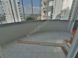 Güzelyalı Uğur Mumcuda Bulvar Üstü İskanlı Dg Göl Manzaralı 3+1