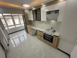 Sincan Ahi Evran'ın Gözde Dairesi!! 3+1 Lüks Yapılı Fırsat Daire!