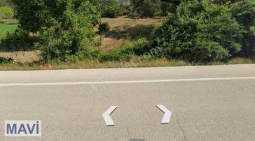 Remax'tan Göynükte Asfalt Kenarı Satılık Tarla