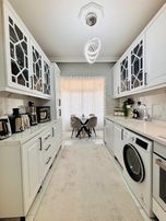 Beşikkaya 100.yıl Orta Okul Yakını Asansörlü 3+1 Y.giriş Kat Kat Konumunda A.daire Var