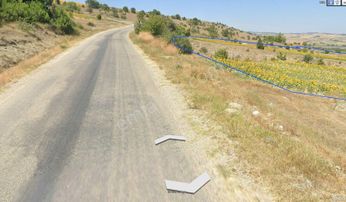 Bolu Göynükte Yol Kenarı 70 Dönüm Arazi Komple Satılık Tarla