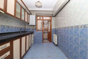 Akif'ten Topçu'da İstasyon Cd.ve Trene Yakın Arakat 3+1 Kiralık Daire