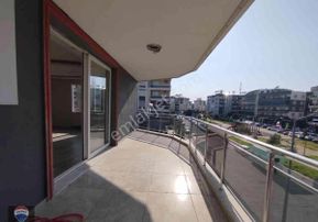 Aydın Zeybek Mahallesinde Satılık 6+1 Dubleks Daire