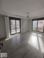 Ece Dügün Salonu Altı Ara Kat Köşe Başı 3+1 Daire