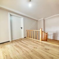 Çekmeköy Yapı Gayrimenkul'den Merkezi Lokasyon 3+1 Üst Dubleks