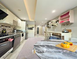 Beylikdüzü Belinay Evlerinde Satılık 4+2 Ebeveyn Banyolu Doublex Günvenlik Otopark