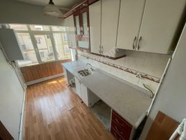 İstasyon Mh'de 2.ara Katta Cam Balkonlu Satılık 3+1 Kupon Daire
