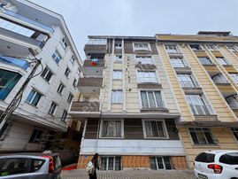 Mehmet Akif Mah 2+1 Balkonlu Metrobüse Komşu Geniş Satılık Daire