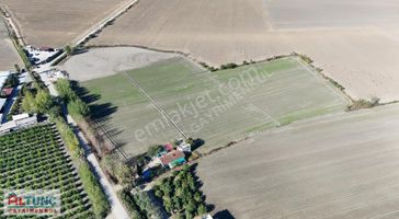 Adana Sanayi Bölgesinde Yol Üzerinde Depo Olmaya Uygun