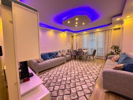 Esenyurt Selahaddin Eyyubi Merkezi Konumda 3+1 Geniş Daire