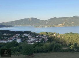 Bafra Kolay Mahallesinde Muhteşem Göl Manzaralı Satılık Tarla