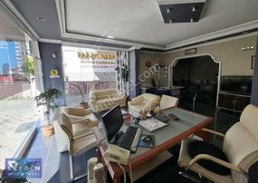 Regen Gayrimenkul'den Karşıyaka'da Kiralık Dükkan