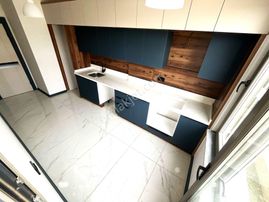 💥akçay'da Aygül'den💥 Nezih Site İçi Ara Kat Ön Cephe Ayrı Mutfak Doğalgazlı Lüks 2+1 Satılık Daire