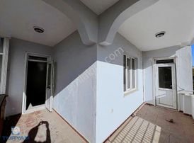 Binevler Turyaptan Binevler Ana Cadde Üzeri Şairler Park Cepheli