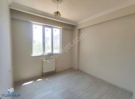 Binevler Turyaptan Kuzey Çevre Yolu Üst Kısmında Geniş 4+1