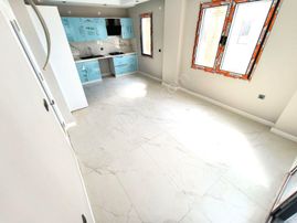 Akçay Merkez'de Aygül'den Yüksek Kredili Nezih Site İçi Havuzlu Güvenlik'li Lüks 2+1 Satılık Dubleks