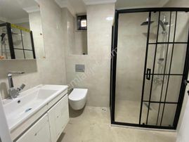 Net'den Kazımkarabekirde Tuzla Cad Dibi Kapalı Otoparklı Lüx 2+1