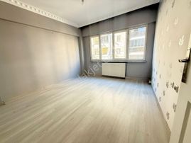 Bm Real Estate Hacıseyfettin Mh.satılık 2+1 Daire